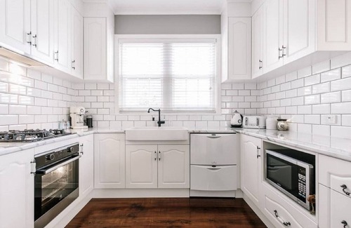 Mount Gambier House | Family-Friendly House at Byrne: Rated 9.8 with WIFI