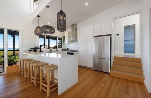 Coopers Shoot Apartment | Idyllic Byron Bay Retreat with Panoramic Countryside Views