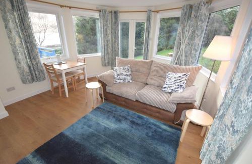 Lochgoilhead House | Pet-Friendly Byron Cottage with Views of Loch Goil