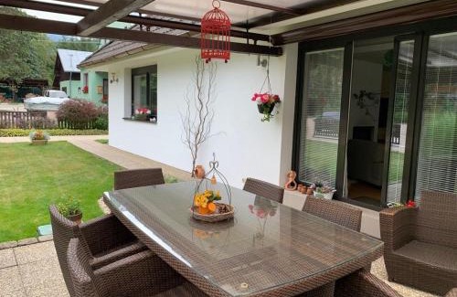Bystra House | Unmatched Comfort at Bystra 150 – Family-Friendly Getaway