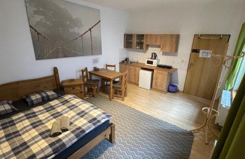 Olomouc Apartment | Discover Byt v Kačení ulici: Family-Friendly Retreat