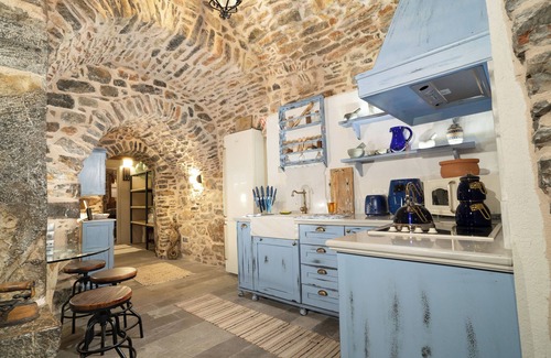 Chios Other | Guest Rated 10/10: Byzantine Home with Spa & Breakfast
