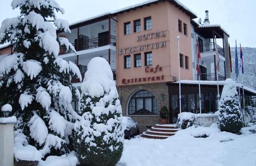 Kastoria Hotel | Byzantium: Exceptional Guest Rating with Family-Friendly Amenities
