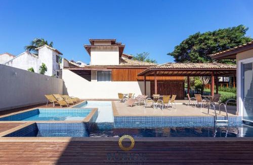 Albatroz House | Inviting BZ33 Casa: 4 Suites with Pool & BBQ in Geribá