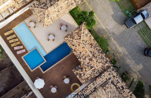 Albatroz House | Inviting BZ33 Casa: 4 Suites with Pool & BBQ in Geribá