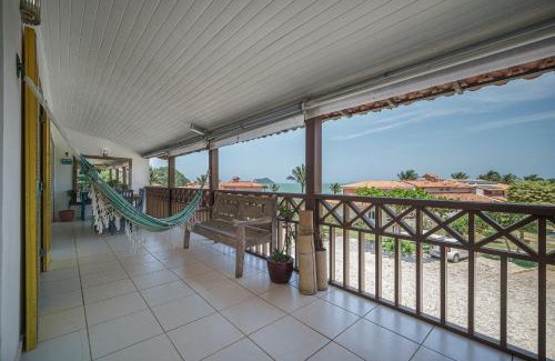 Arpoador House | Beachfront Haven: Secure & Comfortable Stay with Pool