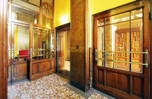 Cagnola House | Discover Cà Bèla: Family-Friendly Suites with Kitchen Access