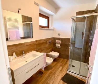 Fosdinovo Apartment | Inviting Cà del fornello: Family-Friendly with Kitchen Amenities