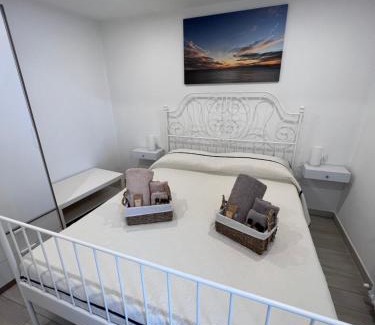 Vernazza Apartment | Oceanfront Escape at Cà di Dome: Guest Rated 9.9/10