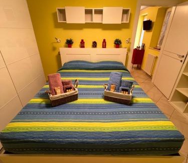 Vernazza Apartment | Oceanfront Cà di Dome: Guest Rated 9.7 with Sea Views