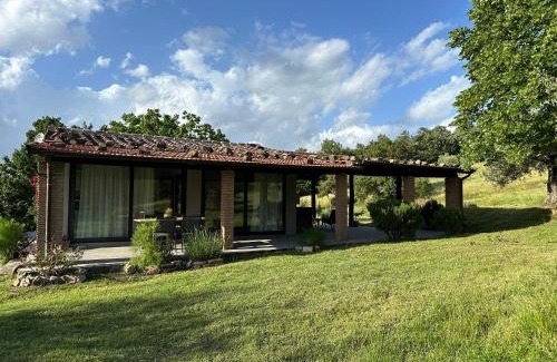 Lisciano Niccone House | Oceanfront Bliss at Cà di Mora - Rated 9/10 by Guests
