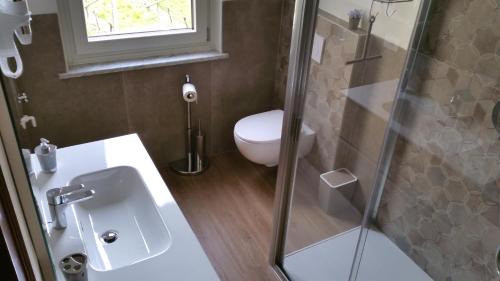 Cembra Apartment | Explore Cà Dina: Family and Pet-Friendly in Val di Cembra