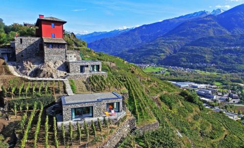 Valtellina Bed & Breakfast | Exclusive Oceanfront Escape at Cà Rossa - Guest Rated 9.9