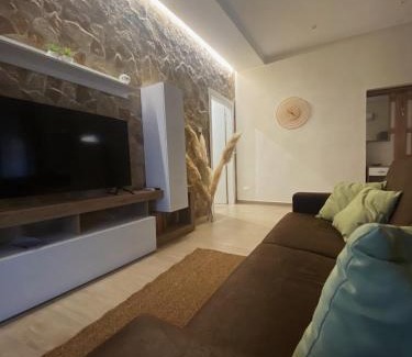 Lesina House | Oceanfront Cà Sal Holiday Home - Guest Rated 9.5/10