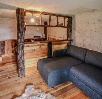 Lugnacco House | Discover Cá Valchiusella: Family-Friendly & Pet Welcoming