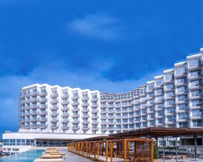 Cadiz Hotel | Experience Cádiz Bahía by QHotels with Oceanfront Bliss