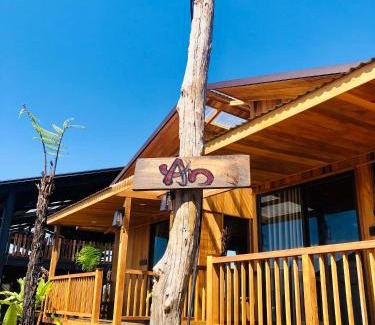 Dak Glong Hotel | Experience Cái Gùi Tà Đùng: Guest Rated 9.7 with Dining