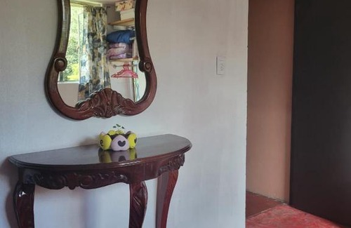 Teziutlan Bed & Breakfast | Cozy Family Room in a Welcoming Home - Guest Rated 10/10