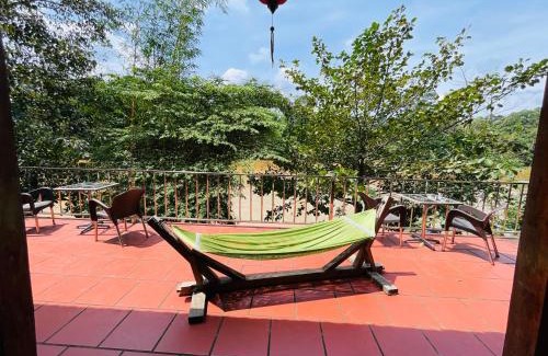 Quan Tom Apartment | Discover Cát Tiên Riverside: Pet-Friendly Oceanfront Retreat