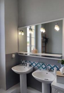 Cubzac-les-Ponts House | Pet-Friendly Retreat at Céline et José - Rated 9.2/10