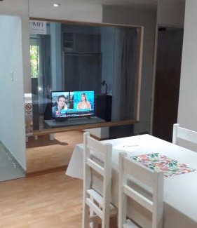 General Roca Apartment | Budget-Friendly Centrico 05: Child-Friendly Stay with High Ratings
