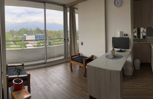 Quinta Normal Apartment | Central and Serene Hotel with Mountain Views & Spa Amenities