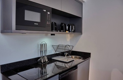 Buenos Aires Central Business District Apartment | Budget-Friendly Céntrico Studio for Two Guests
