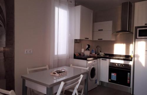 Logrono Apartment | Cozy and Central Retreat in Wine Country - Rated 9.3/10