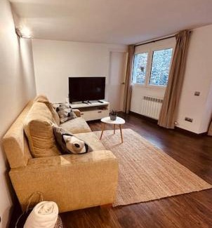 Llivia Apartment | Cozy Studio in Llívia with Pet-Friendly Amenities