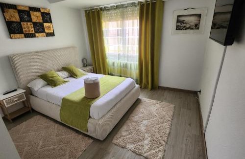 Castello de la Plana Apartment | Elegant Apartment in Castellón - Guest Rated 9.4/10