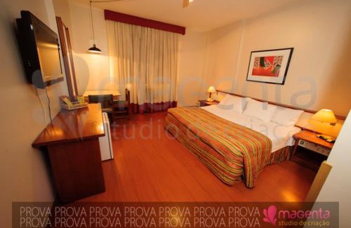 Centro Hotel | Relax at César Park Hotel with Oceanfront Pool Access