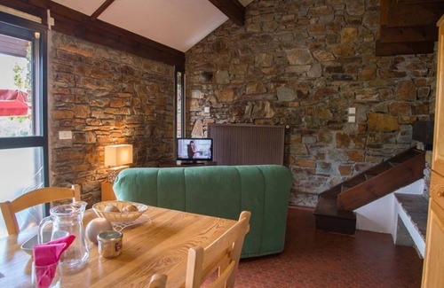 Barre-des-Cevennes Resort | Discover Cévenol Gîte: Poolside Retreat for 4 in Lozère
