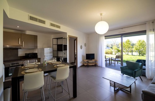 Porto-Vecchio Apartment | Premier Stay at Cézanne 6 - Domaine d'Arca Porto Vecchio