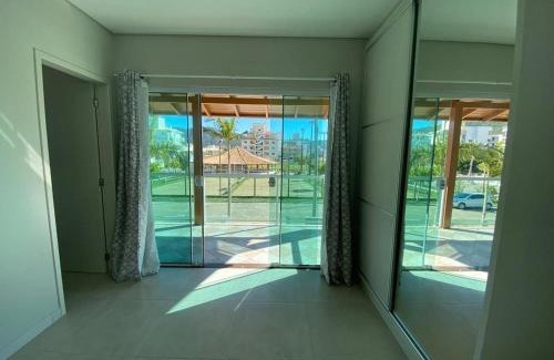 Governador Celso Ramos House | Scenic Casa Near the Beach with Pool and Pet-Friendly Perks