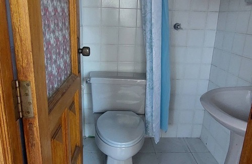 Sucre Apartment | Cozy Room with Private Bath and Spa Amenities Await