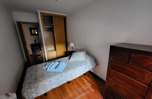 Vilagarcia de Arousa Apartment | Cozy Apartment in Villagarcía: Ideal for Families