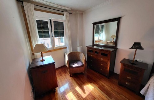Vilagarcia de Arousa Apartment | Cozy Apartment in Villagarcía: Ideal for Families