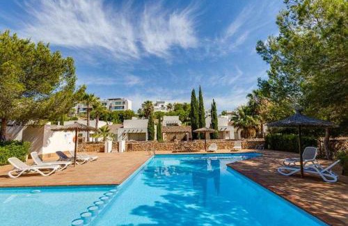 Lo Rufete Apartment | Family-Friendly 2-Bedroom Apartment in Las Colinas