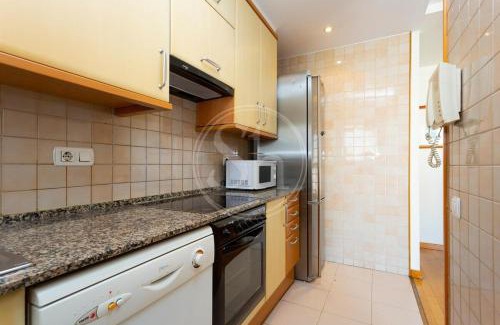 El Guinardo Apartment | Convenient Apartment Steps from Hospital Sant Pau