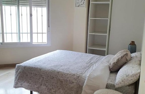 Barrio de la Vega Apartment | Comfortable and Functional A4 Studio: Pet & Child Friendly