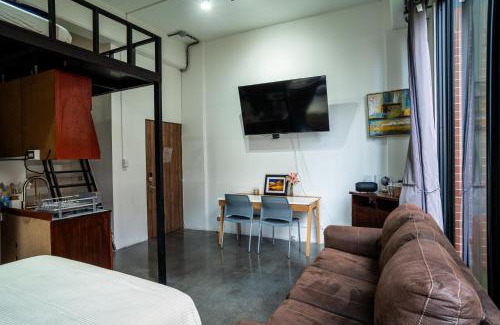 Zona 4 Apartment | Comfortable Loft in Heart of Zona 4 - Pet Friendly