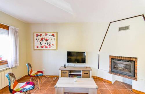 Argonos House | Cozy Chalet with Garden in Argoños - Pet and Child Friendly