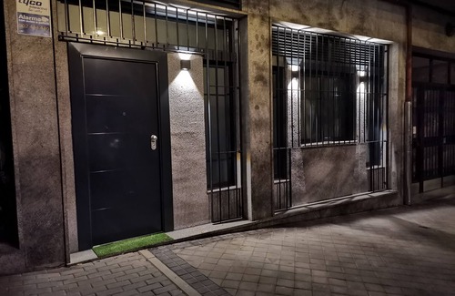Imperial Apartment | Cómodo y Elegante A 10 Min. Andando del Centro