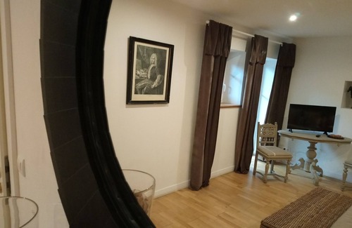 Bischwihr Bed & Breakfast | Top-Rated Côté Cour Bischwihr Colmar with Breakfast Included