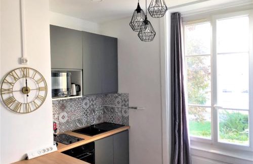 Villette - Maisons Neuves Apartment | Discover Côté Cour Lyon Part Dieu: Family-Friendly Retreat
