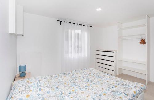 Le Coteau Apartment | Family-Friendly Côté Jardin: A Garden Apartment Retreat