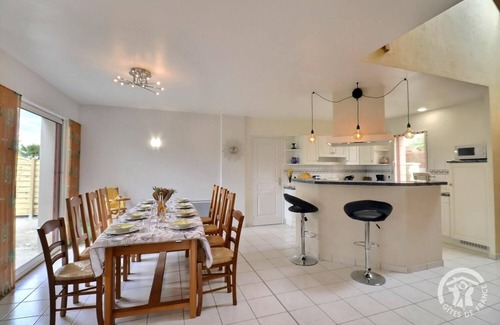 Saint-Meen-le-Grand House | Experience Comfort at Côté Parc - Saint Meen Le Grand