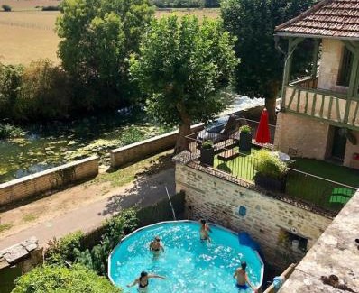 Noyers-sur-Serein House | Relax at Côté-Serein - Domaine de Venoise with Ocean Views