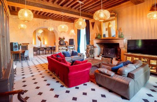 Noyers-sur-Serein House | Relax at Côté-Serein - Domaine de Venoise with Ocean Views