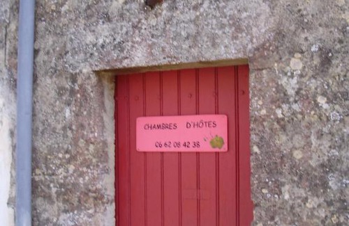 Gontaud Bed & Breakfast | Family-Friendly Côté Vallon with Breakfast & 9/10 Rating